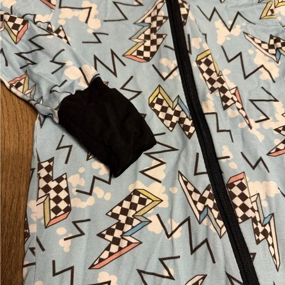 Lucky Elk Lighting Checks Bamboo Footie - Picture 4 of 6